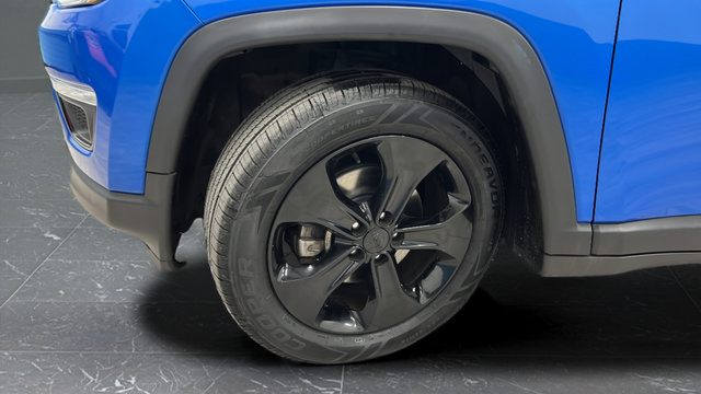 Used 2021 Jeep Compass Latitude FWD image 28