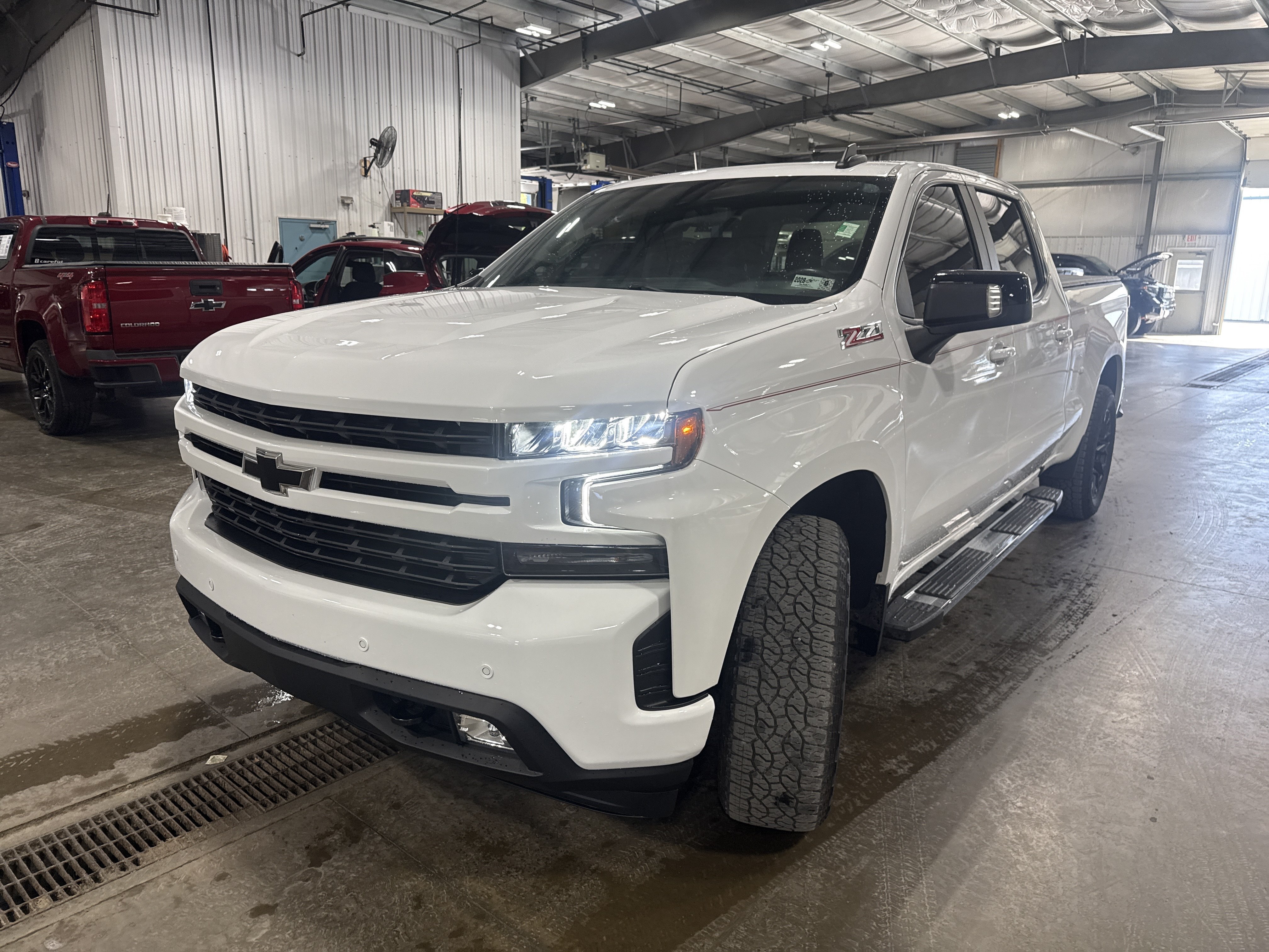 Used 2022 Chevrolet Silverado 1500 RST AWD/4WD image 6