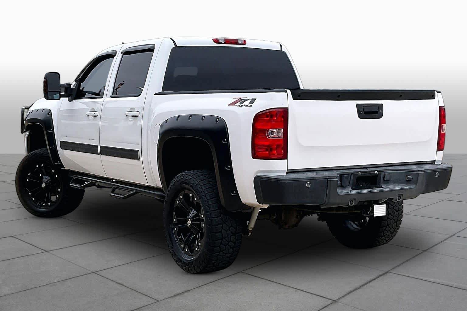 Used 2011 Chevrolet Silverado 1500 LTZ w/ LTZ Plus Package AWD/4WD image 11