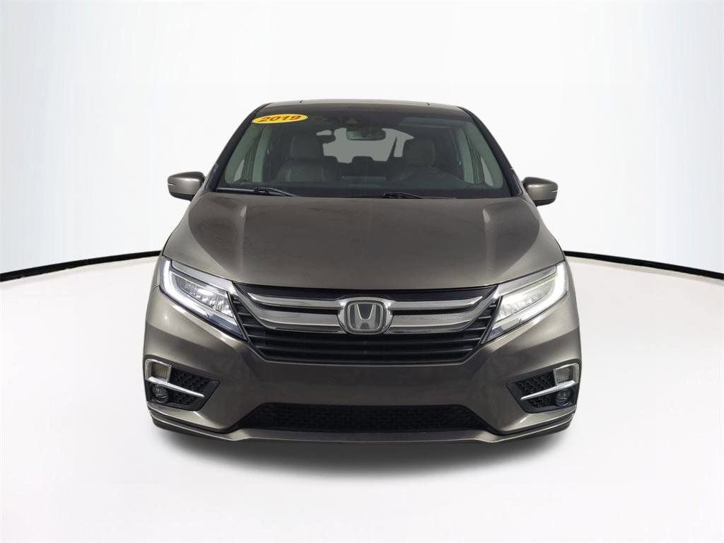 Used 2018 Honda Odyssey Elite image 3