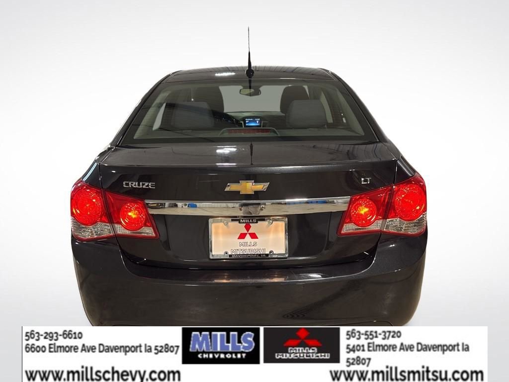 Used 2014 Chevrolet Cruze LT w/ Technology Package image 6