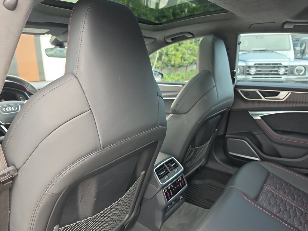 Used 2025 Audi RS 7 Performance AWD/4WD image 14