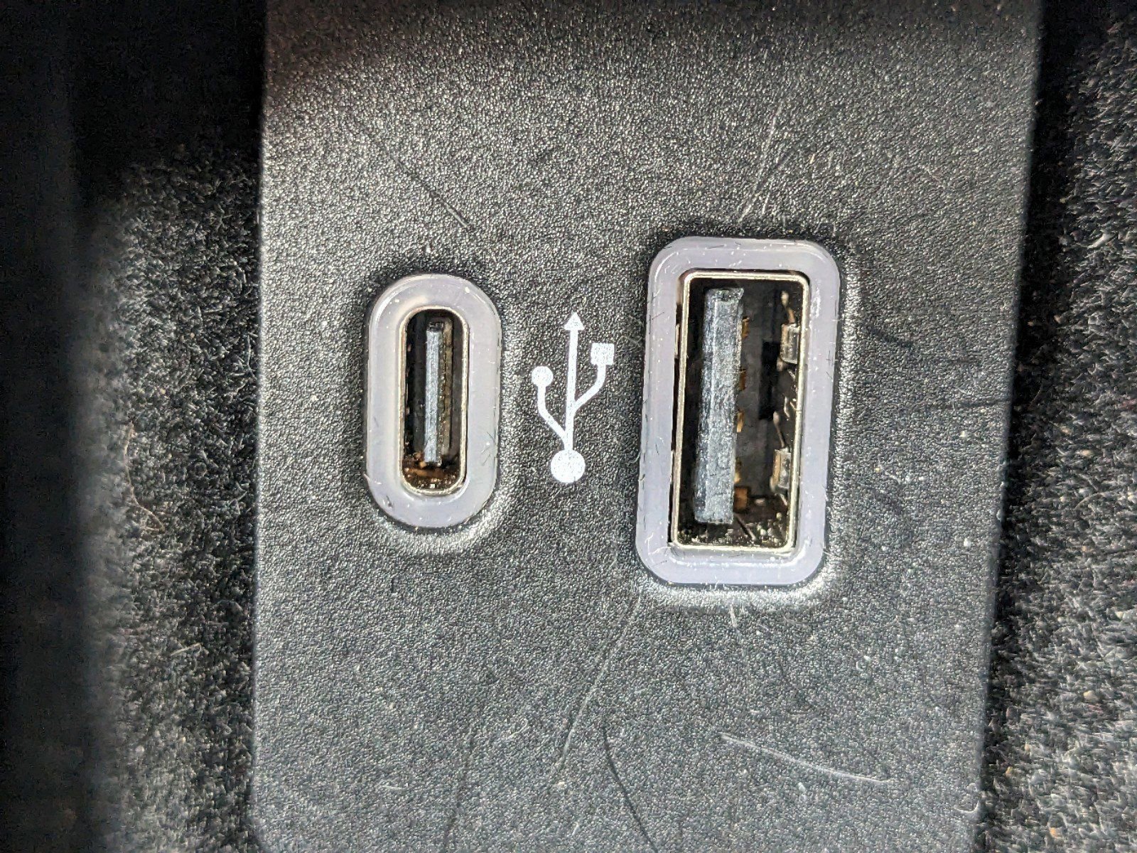 Certified 2023 Lincoln Nautilus Reserve w/ Equipment Group 202A image 25