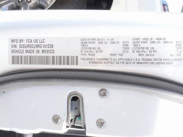 Used 2024 RAM 2500 Big Horn w/ Tech Package image 23