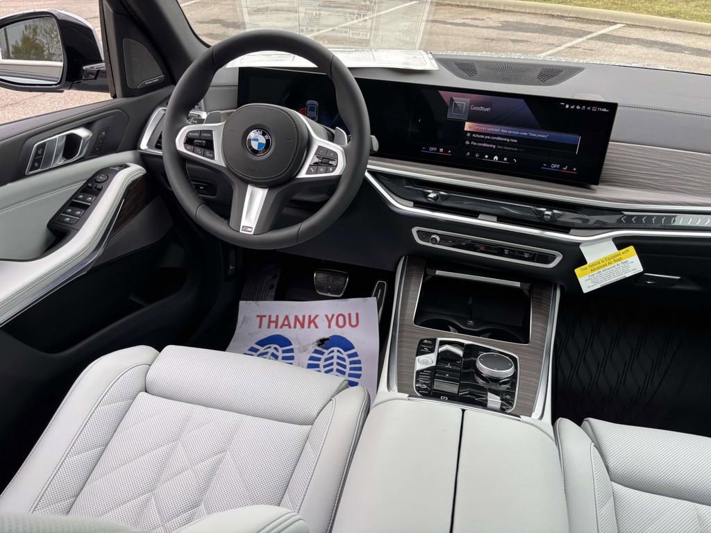 New 2026 BMW X5 xDrive40i w/ M Sport Package image 29