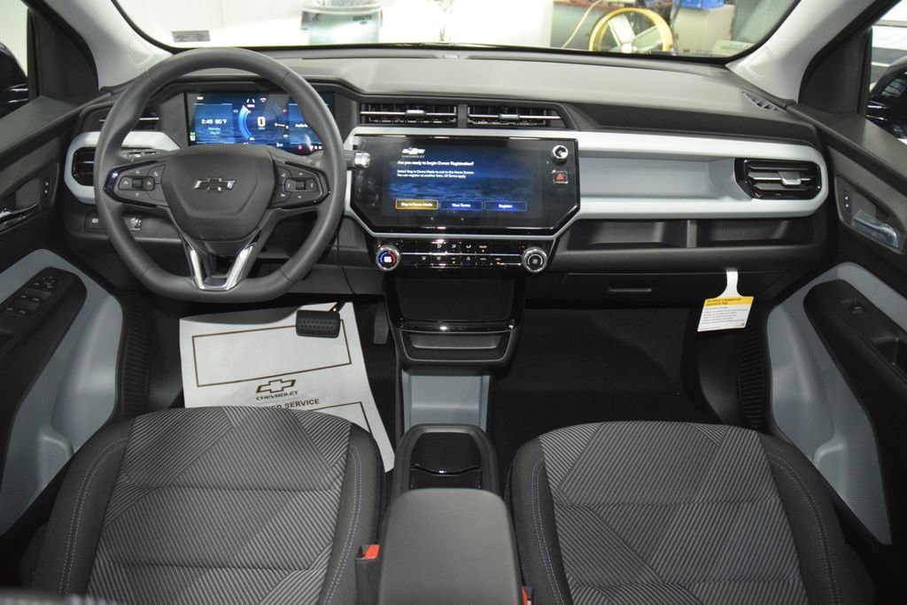 New 2027 Chevrolet Bolt LT FWD image 28
