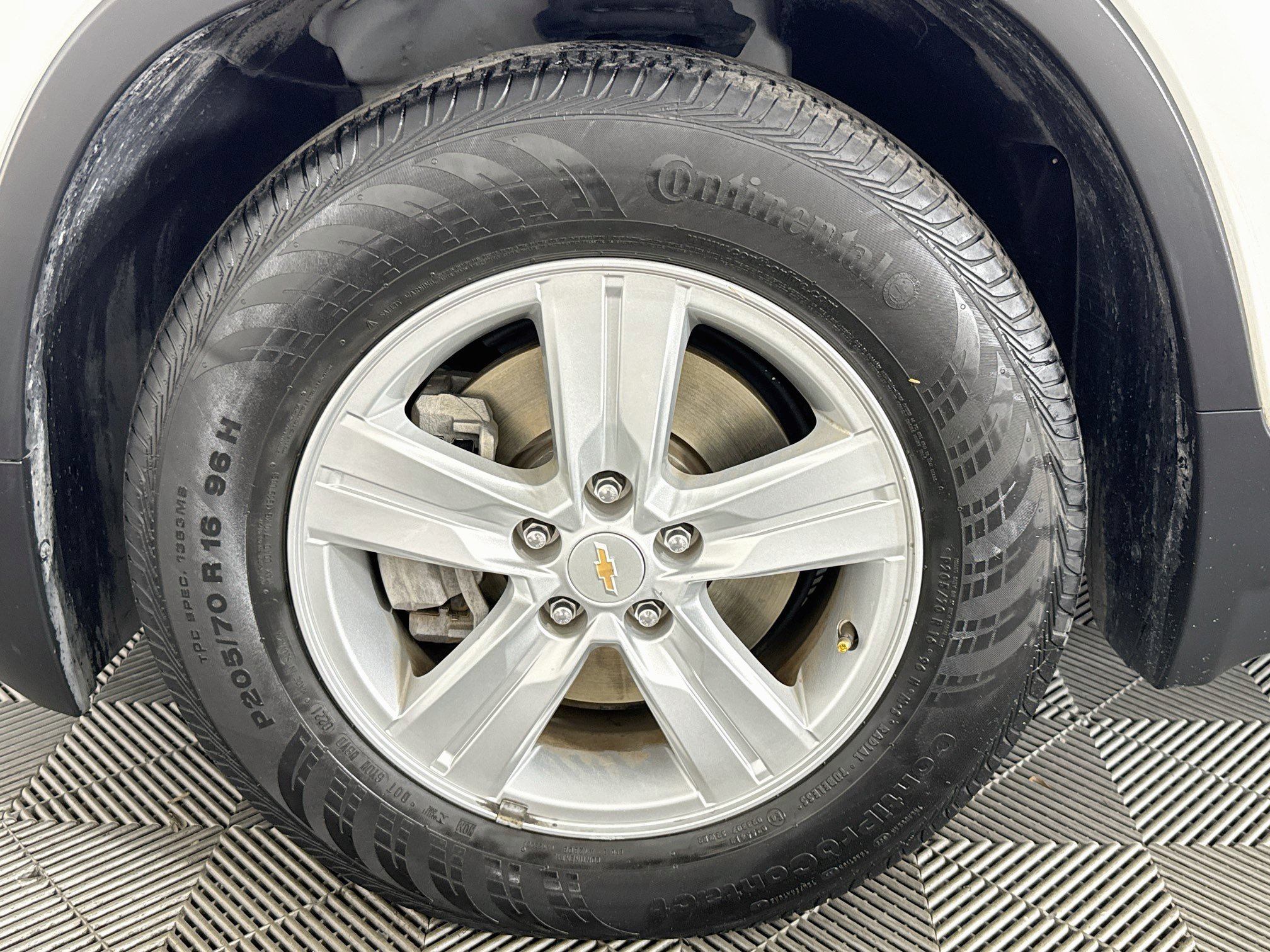 Used 2022 Chevrolet Trax LT w/ LT Convenience Package FWD image 36