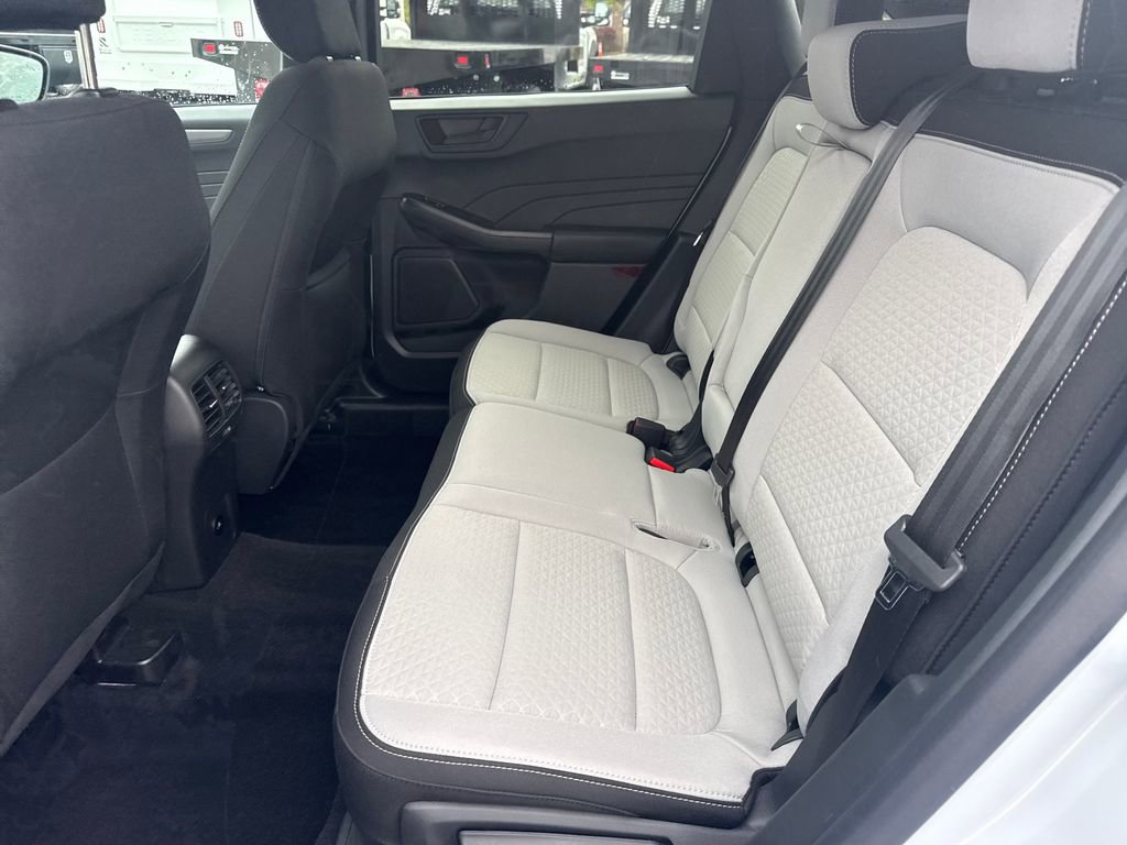 Used 2025 Ford Escape Active FWD image 17