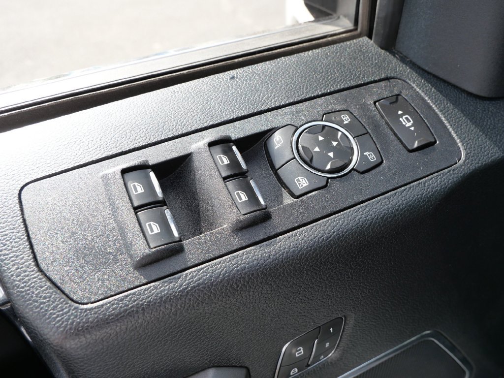 Used 2019 Ford F350 Platinum w/ Platinum Ultimate Package AWD/4WD image 10