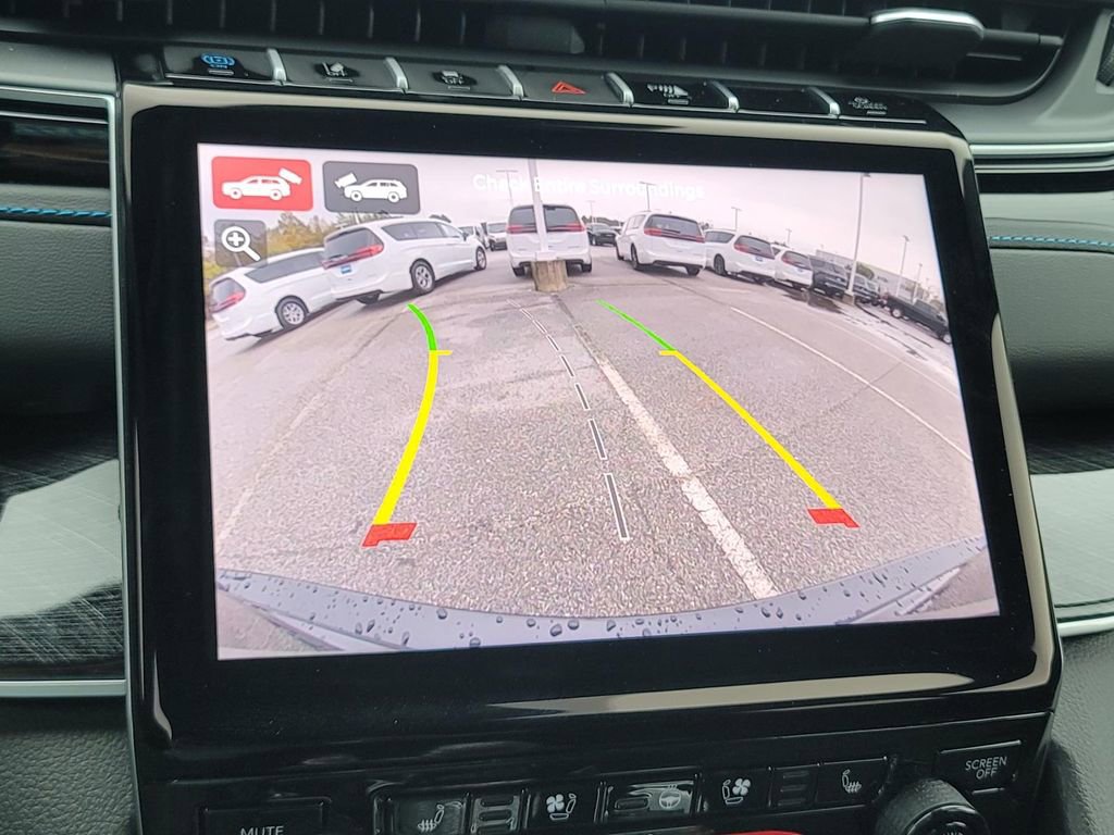 New 2025 Jeep Grand Cherokee Trailhawk AWD/4WD image 17