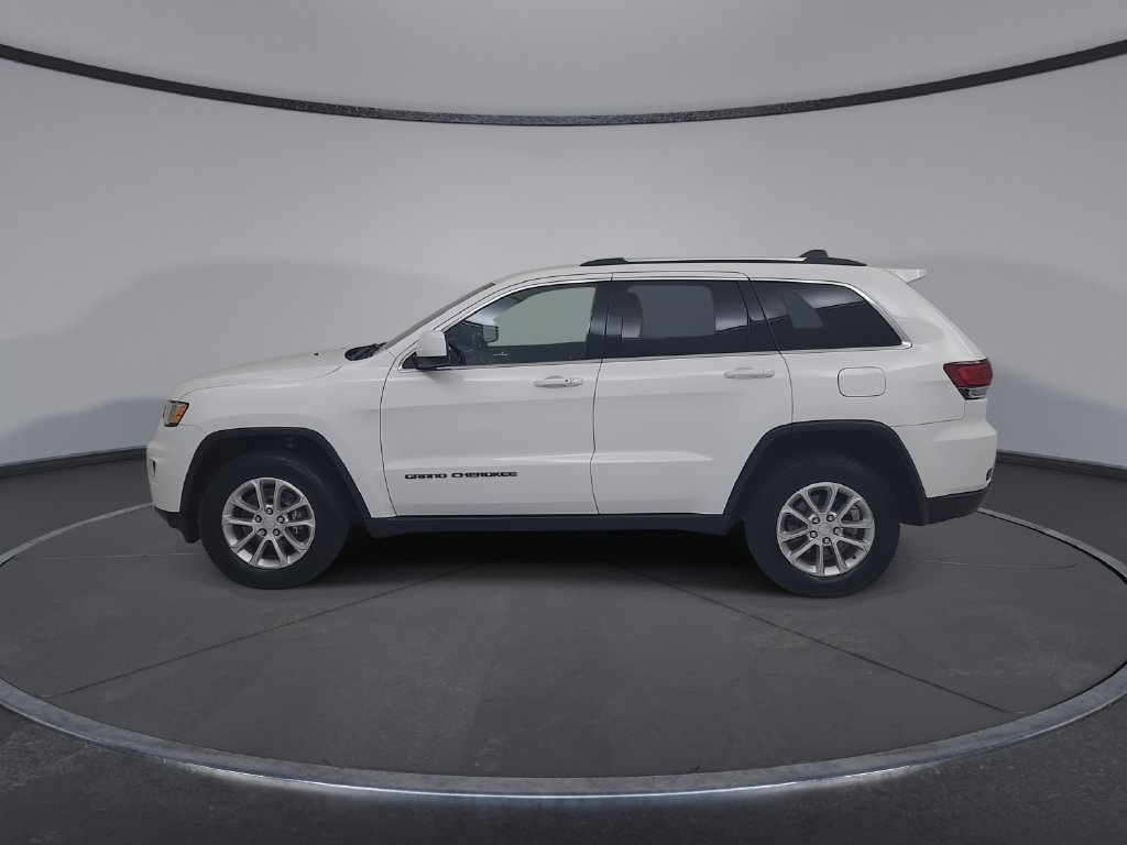 Certified 2021 Jeep Grand Cherokee Laredo AWD/4WD image 9