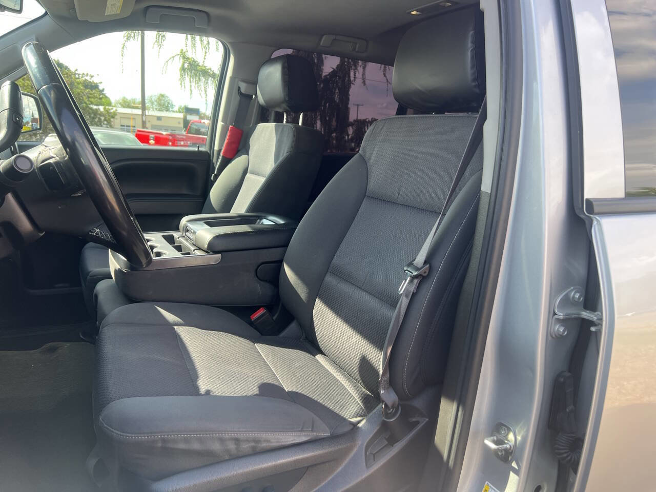 Used 2017 Chevrolet Silverado 1500 LT w/ All Star Edition image 9