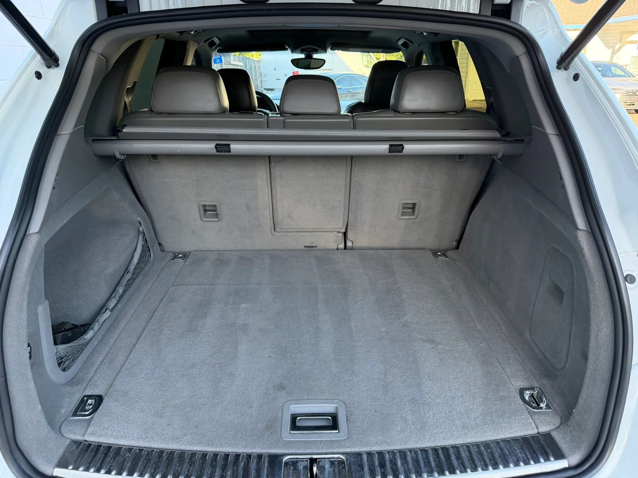 Used 2012 Porsche Cayenne AWD/4WD image 17