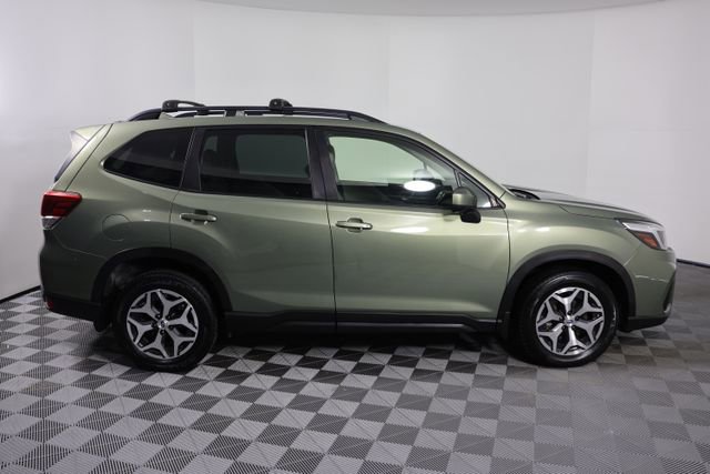 Used 2021 Subaru Forester Premium image 9