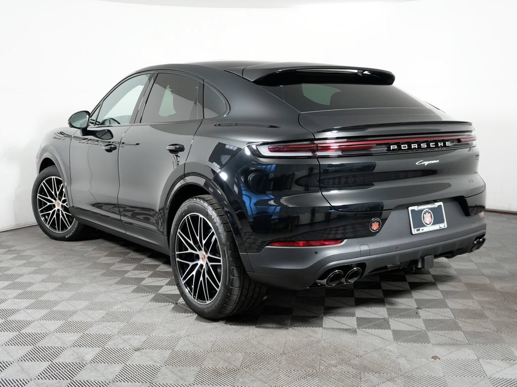 Used 2026 Porsche Cayenne Coupe AWD/4WD image 3