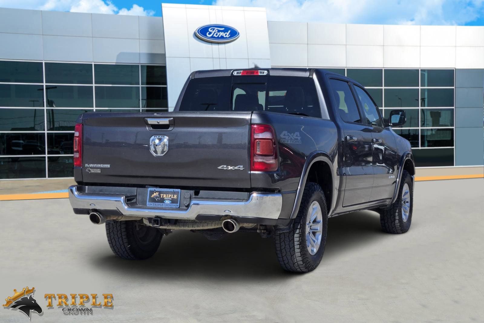 Used 2021 RAM 1500 Laramie w/ Off Road Group image 5
