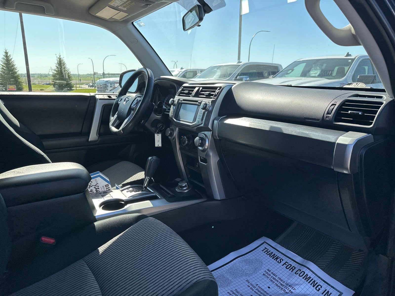 Used 2016 Toyota 4Runner SR5 AWD/4WD image 37