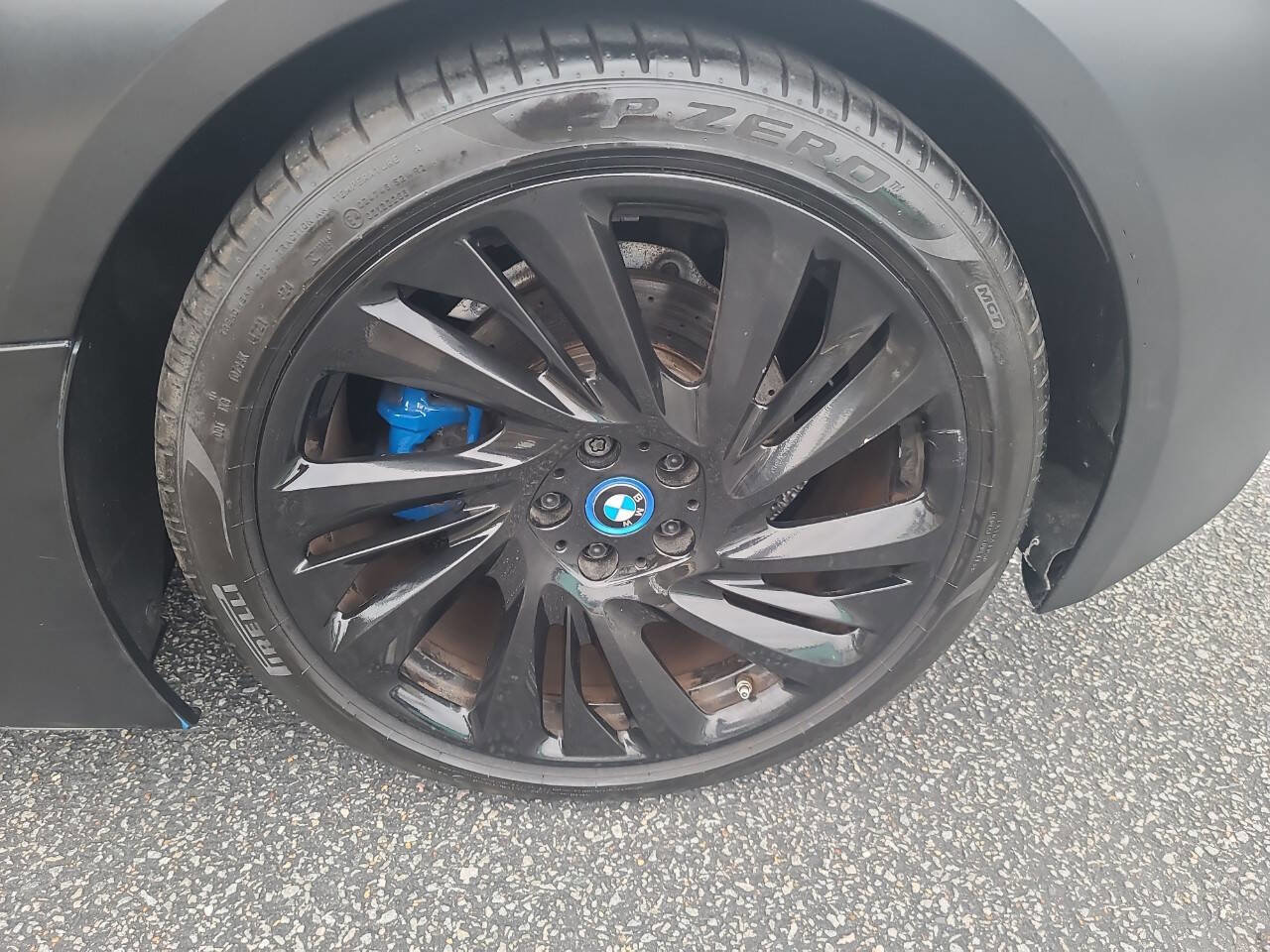 Used 2015 BMW i8 image 13