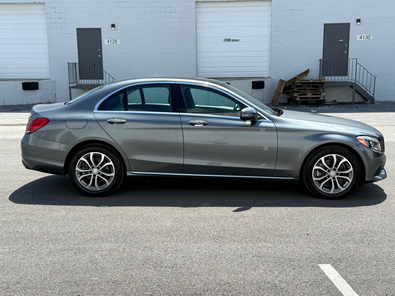 Used 2017 Mercedes-Benz C 300 4MATIC Sedan image 6