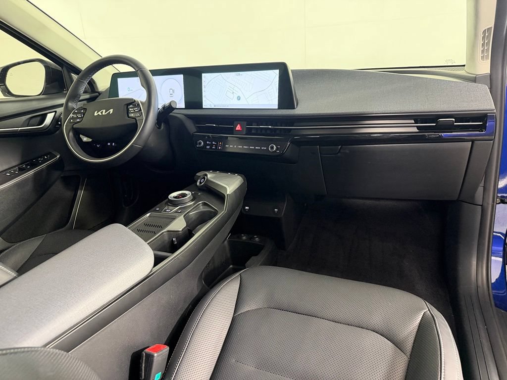 Used 2024 Kia EV6 Wind RWD image 15