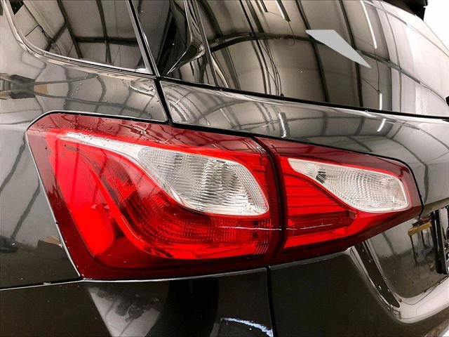 Used 2018 Chevrolet Equinox LT FWD image 29