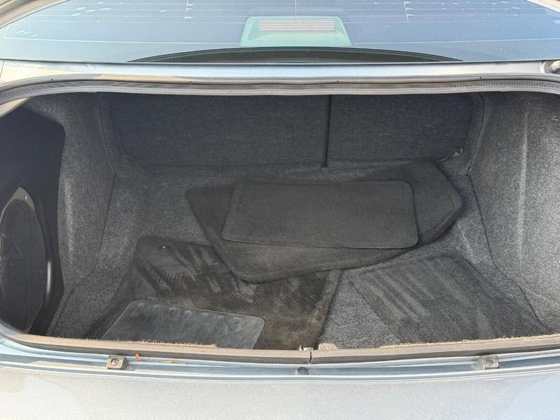 Used 2006 Chrysler 300 SRT8 w/ SRT Option Group II RWD image 9