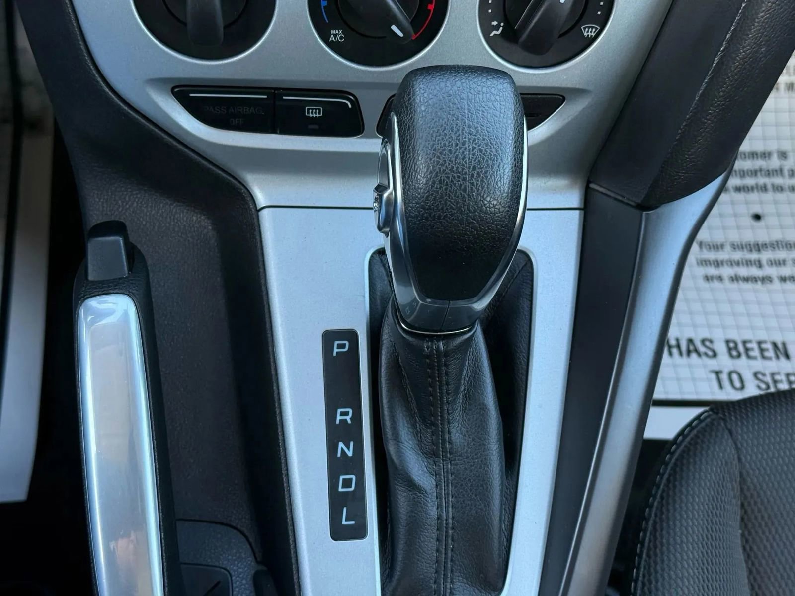 Used 2013 Ford Focus SE w/ SE Winter Pkg image 28