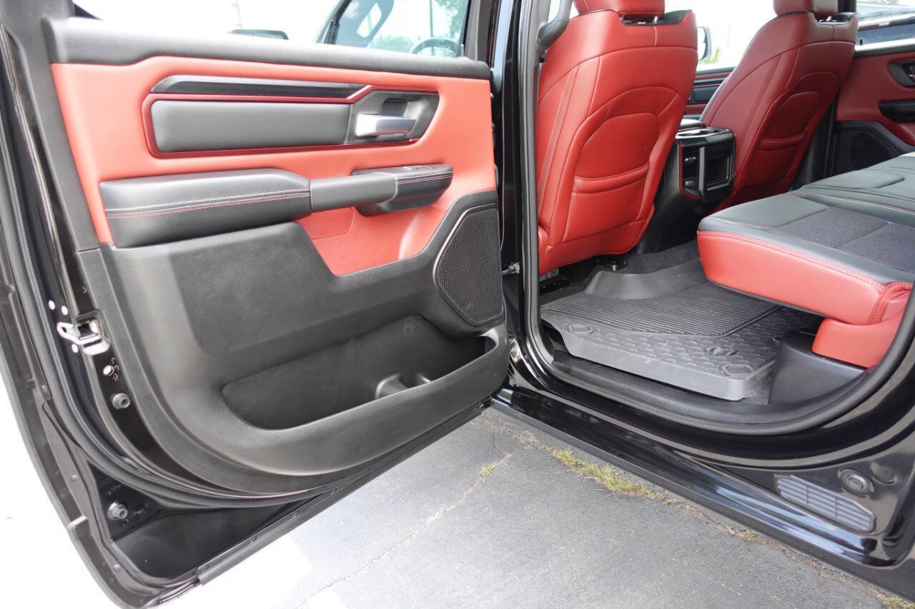 Used 2025 RAM 1500 Rebel image 20