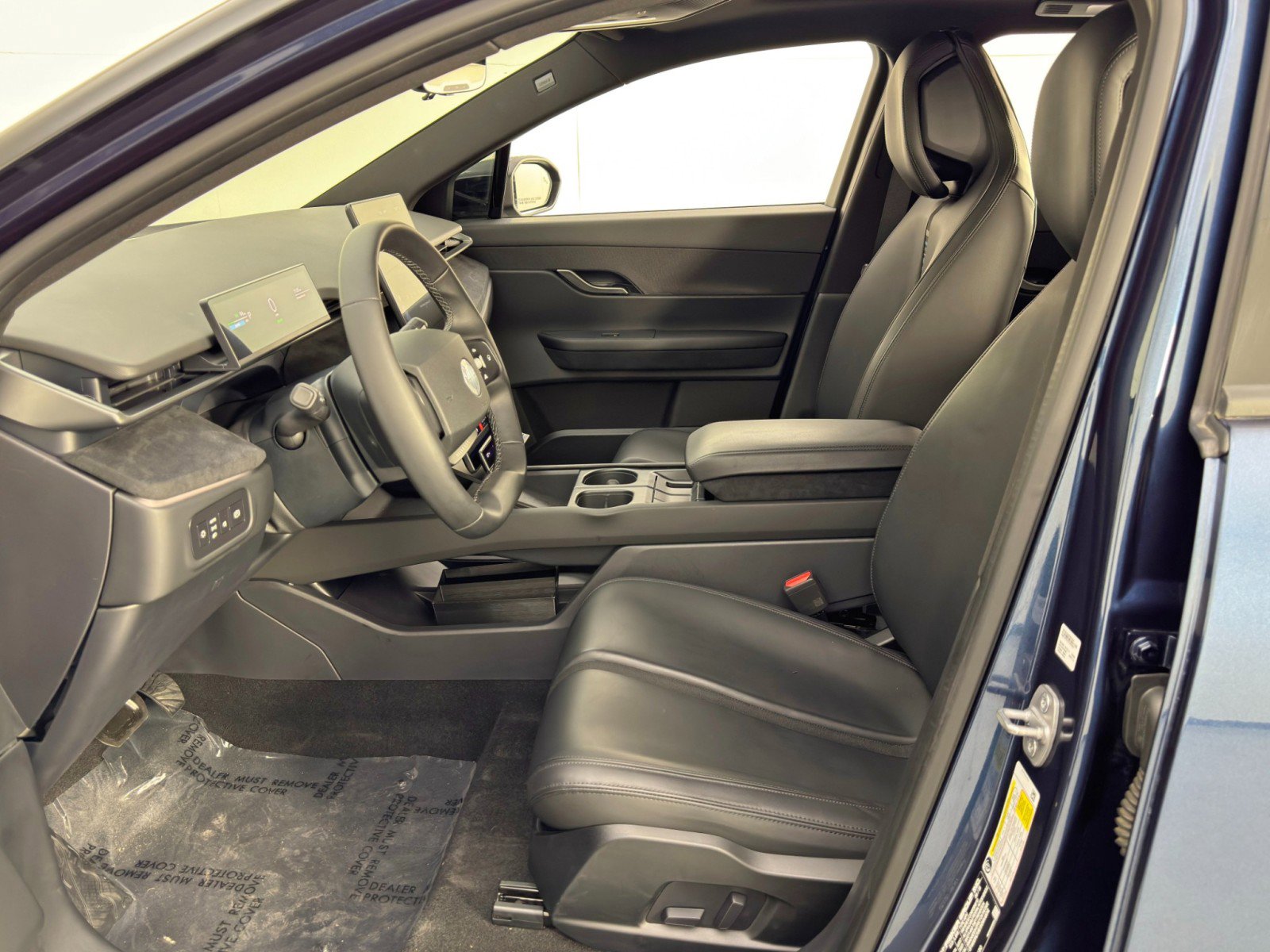 Used 2023 Fisker Ocean One image 15