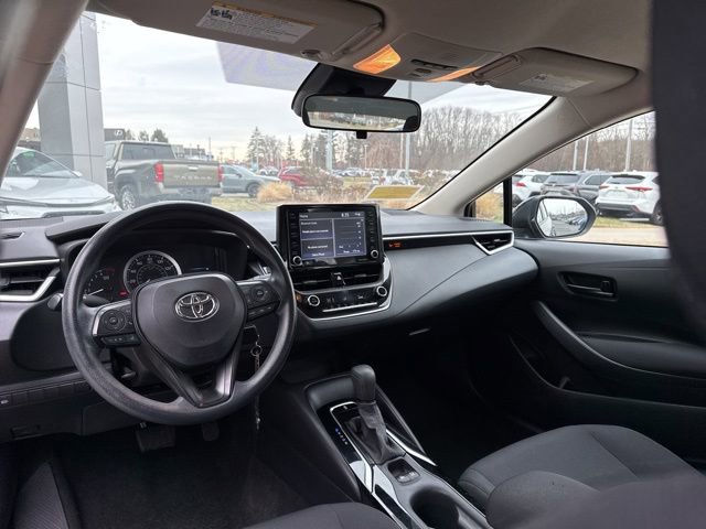Used 2022 Toyota Corolla LE image 27