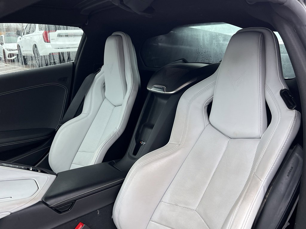 Used 2021 Chevrolet Corvette Stingray Preferred Cpe w/ Battery Protection Package image 11