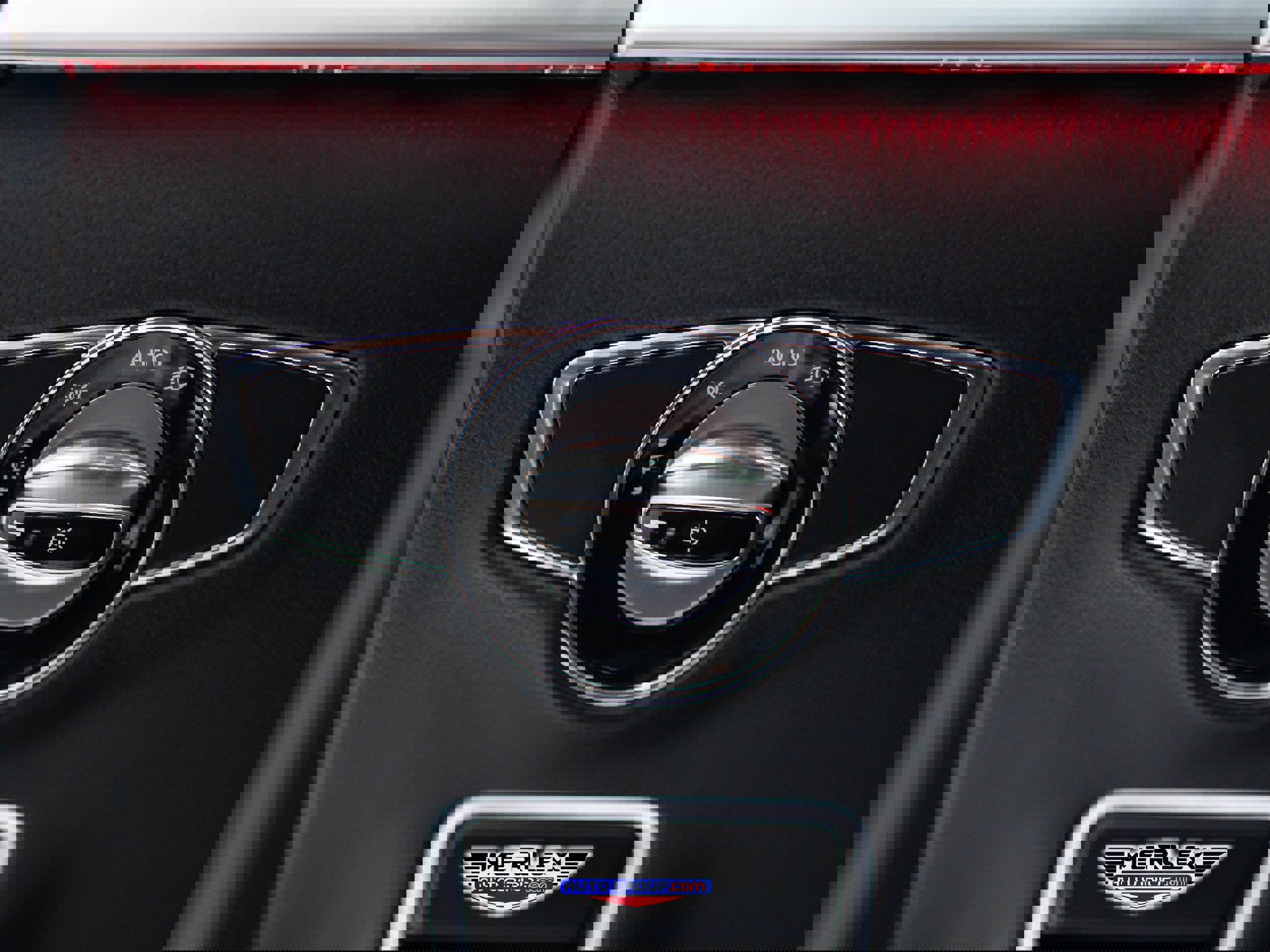 Used 2015 Mercedes-Benz S 550 4MATIC Sedan image 42