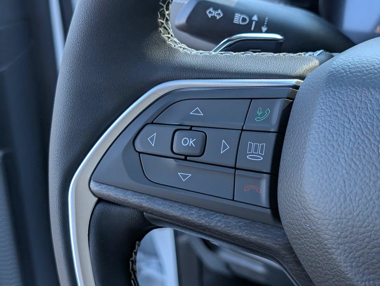 New 2027 Jeep Grand Cherokee L Limited RWD image 29