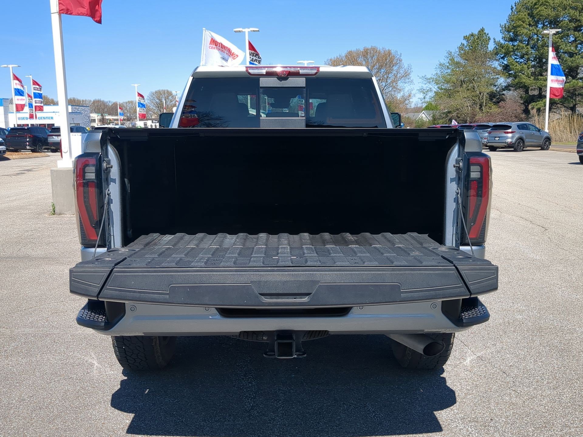 Used 2025 GMC Sierra 2500 AT4 w/ AT4 Premium Plus Package image 23