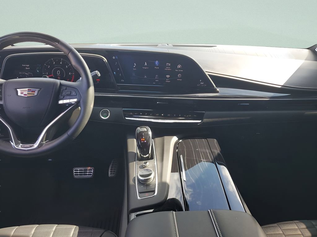 Used 2024 Cadillac Escalade ESV V image 10