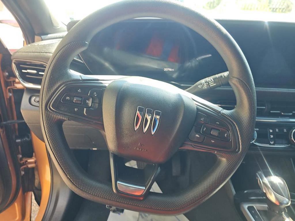 Certified 2025 Buick Envista Preferred image 12