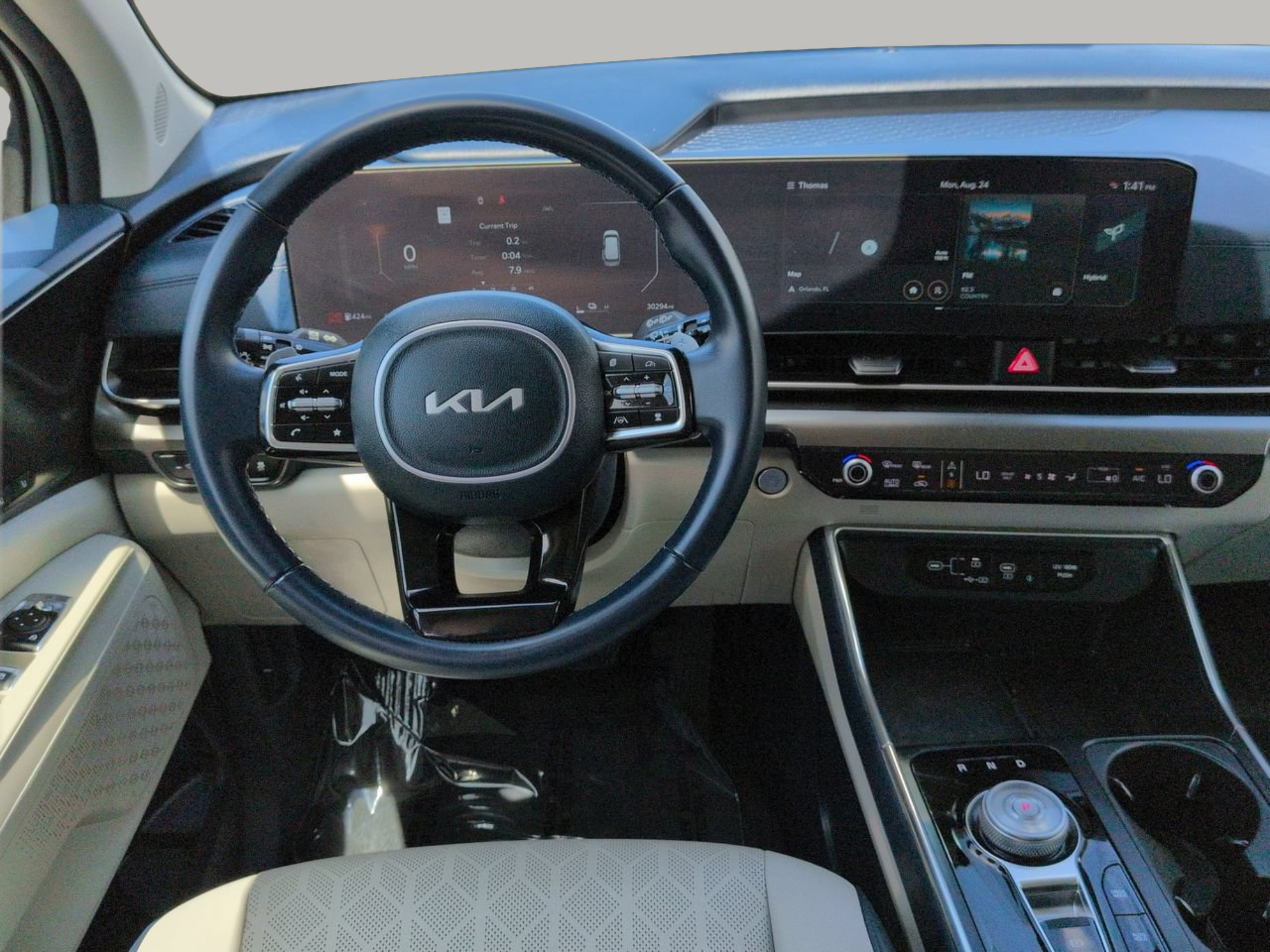 Certified 2025 Kia Carnival SX w/ SX Dark Edition Package FWD image 21