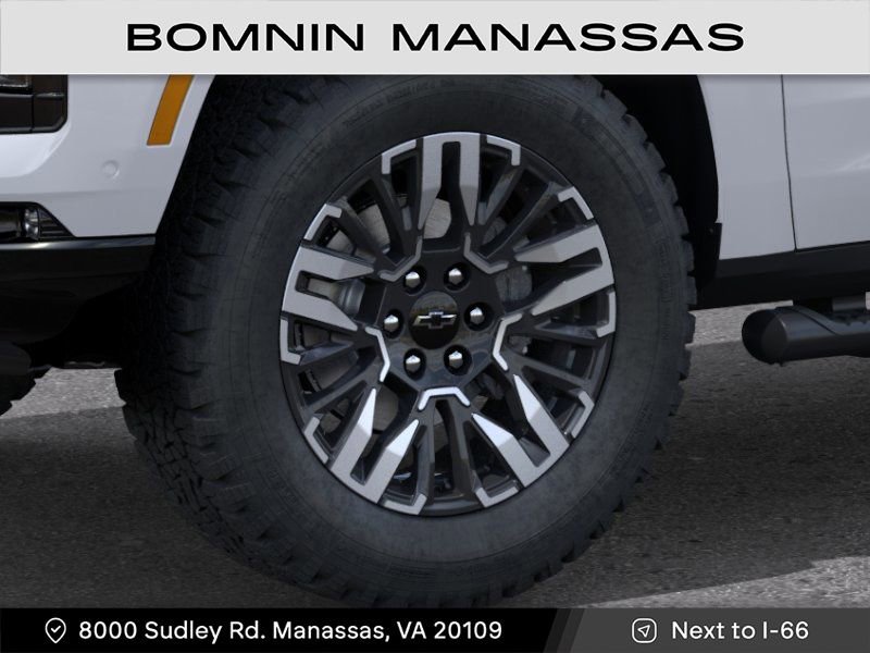 New 2026 Chevrolet Suburban Z71 w/ Comfort Package AWD/4WD image 9