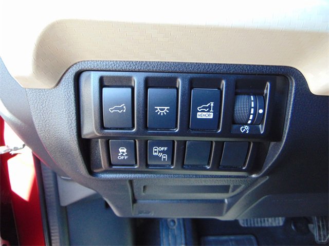 Used 2021 Subaru Ascent Premium w/ Convenience Package image 19