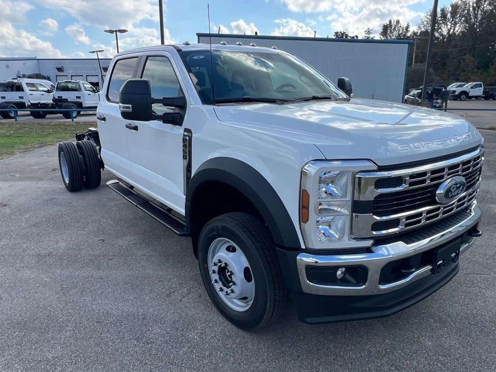 New 2026 Ford F450 XL w/ XL Chrome Package image 7