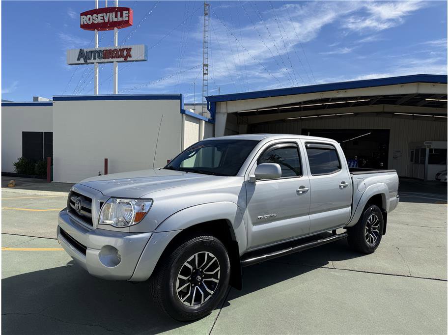 Used 2010 Toyota Tacoma PreRunner RWD image 1