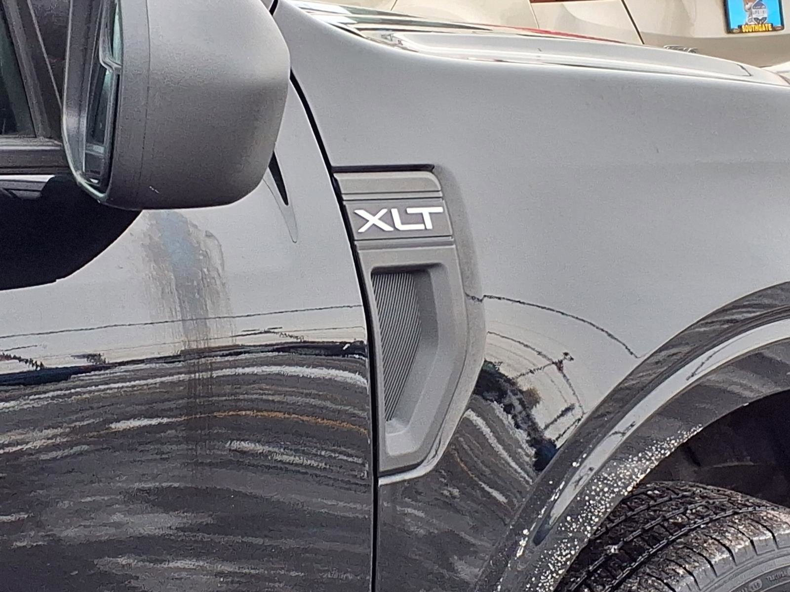 Used 2022 Ford Maverick XLT image 24