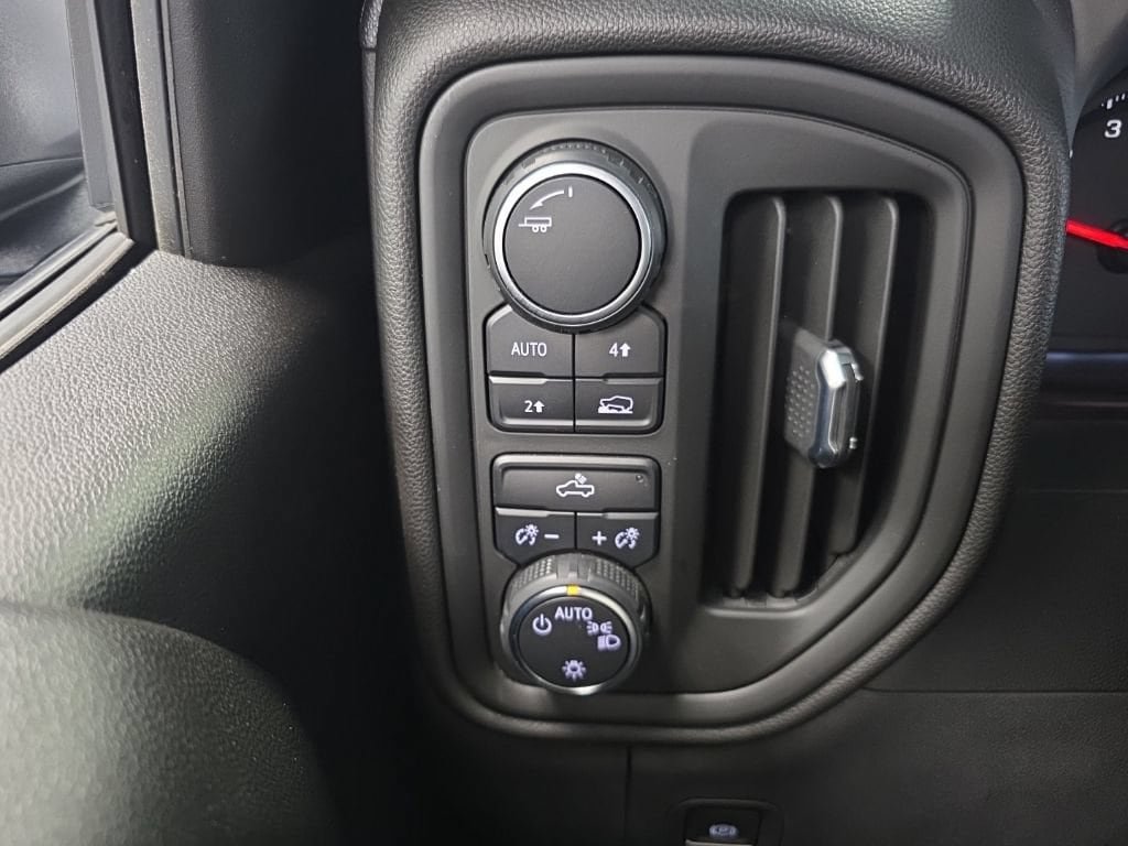 Certified 2023 Chevrolet Silverado 1500 Custom w/ LPO, Dark Essentials Package AWD/4WD image 22