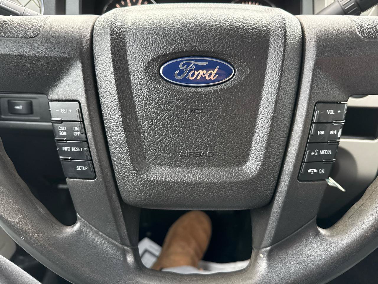 Used 2013 Ford F150 XLT AWD/4WD image 16