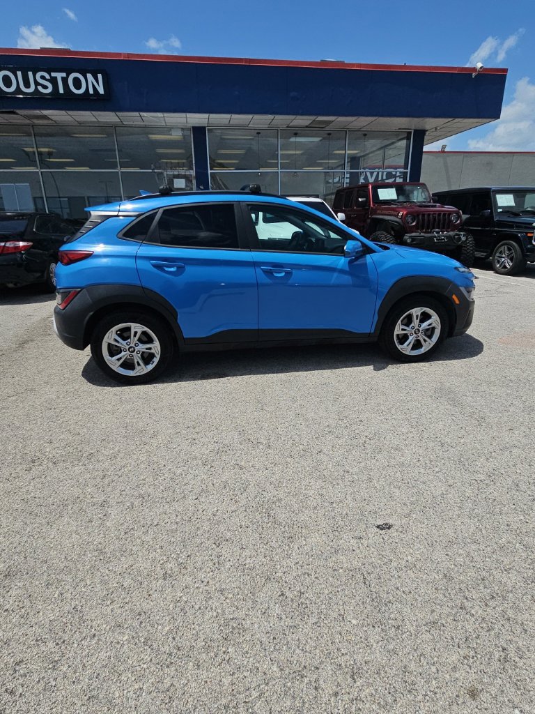 Used 2022 Hyundai Kona SEL AWD/4WD image 8