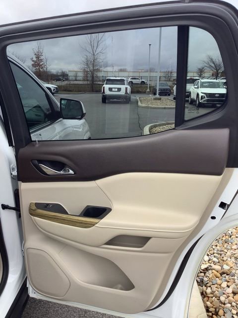 Used 2018 GMC Acadia Denali w/ Technology Package image 21