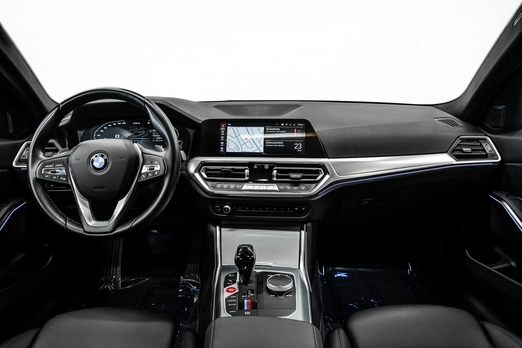 Used 2021 BMW 330i Sedan w/ Convenience Package RWD image 19