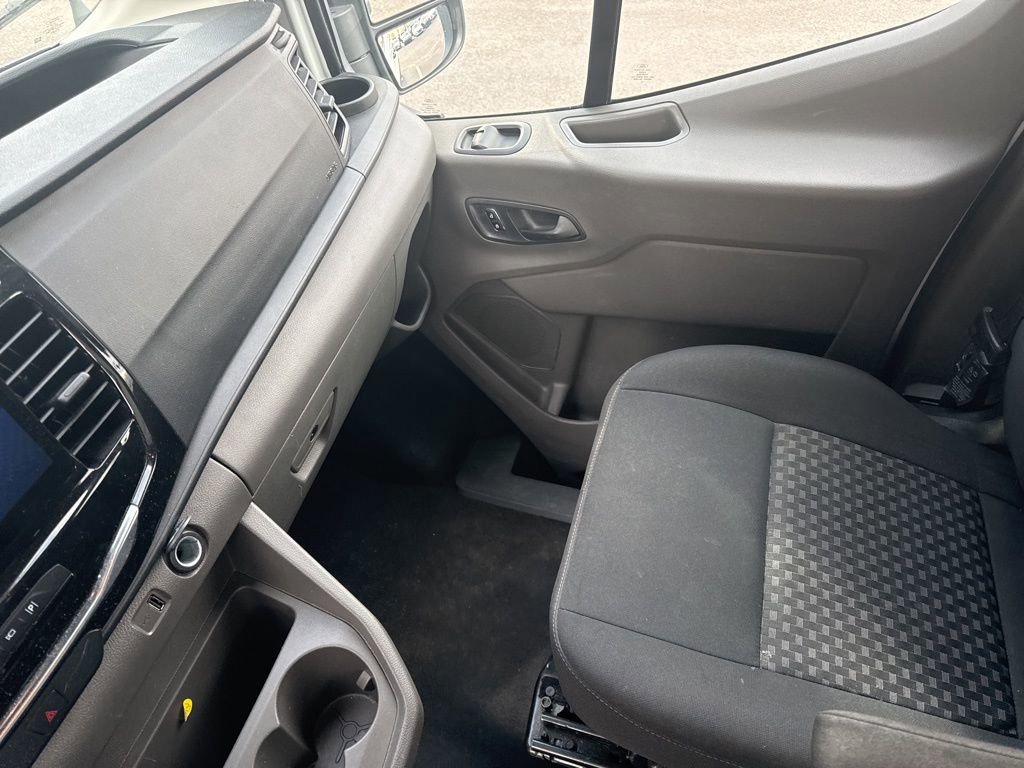 Used 2023 Ford Transit 350 XLT image 15