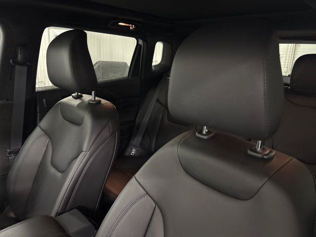 Used 2026 Jeep Compass Limited w/ Sun, Sound & Navigation Group AWD/4WD image 7