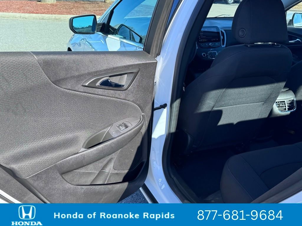 Used 2024 Chevrolet Malibu LT image 24